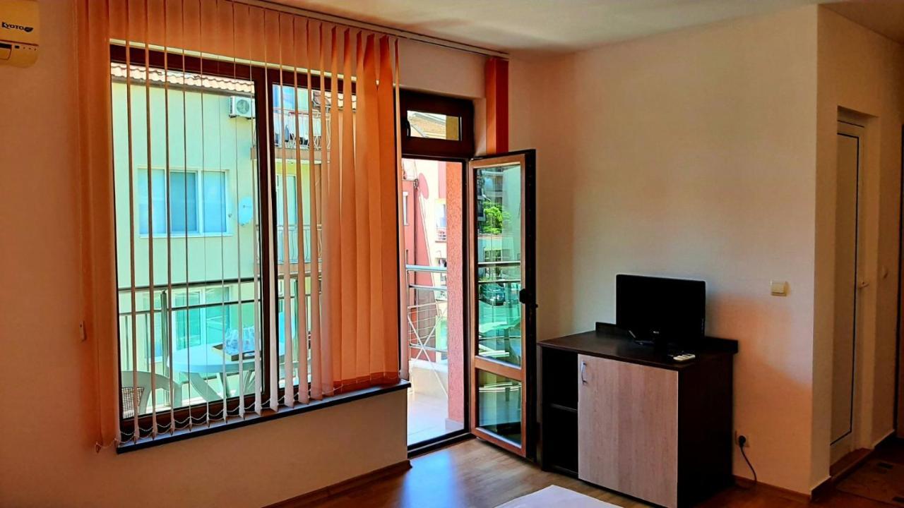 Adri Guest House Nesebar Ngoại thất bức ảnh